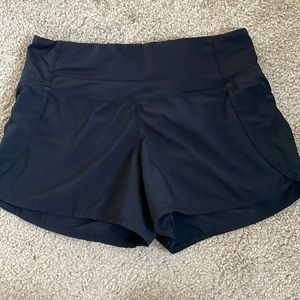 🖤LULULEMON athletic shorts🖤
